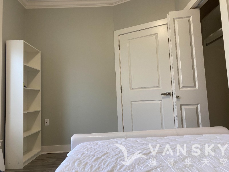 260130191256_Bedroom - Closet  Shelf.jpg